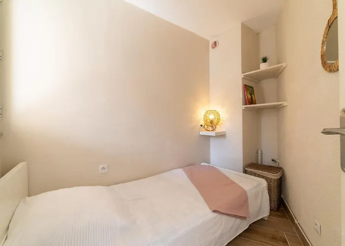 Le Zodiaque Ii-2 By Interhome Hyères